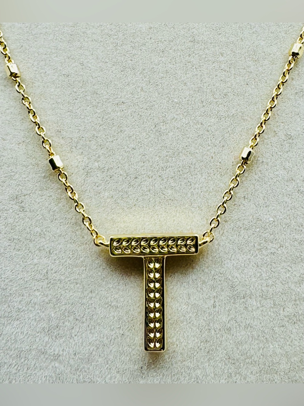 Kendra Scott - Gold Letter T Pendant Necklace - Classic Initial Necklace